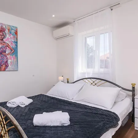 Apartment Eva Trogir