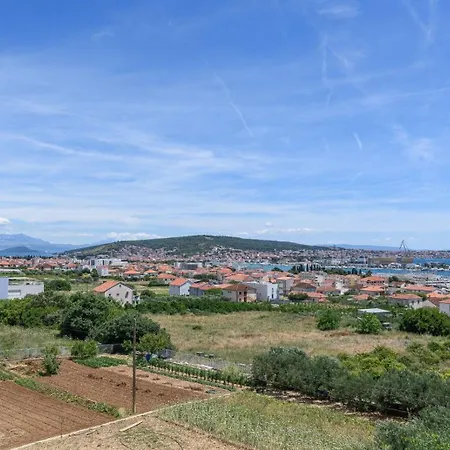 Eva Trogir