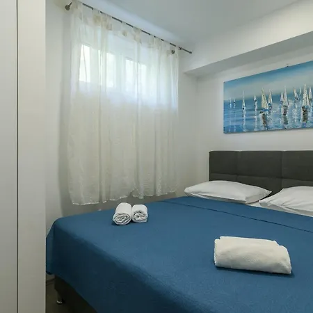 Eva Apartment *